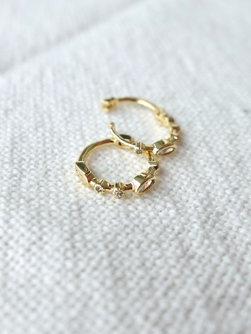 NEW! Dainty Gold Plated Hoop Earrings with Clear CZ Stones - Women Jewelry - Picture 5 of 7